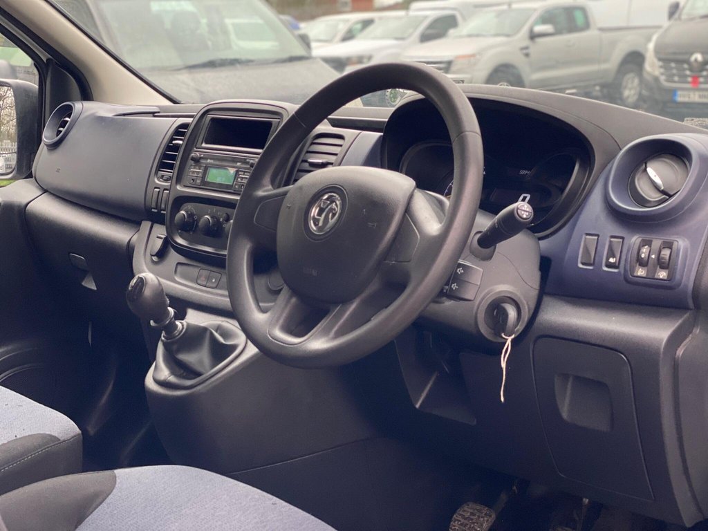 Used Vauxhall Vivaro 2016 for sale - 77399758: Photo 6
