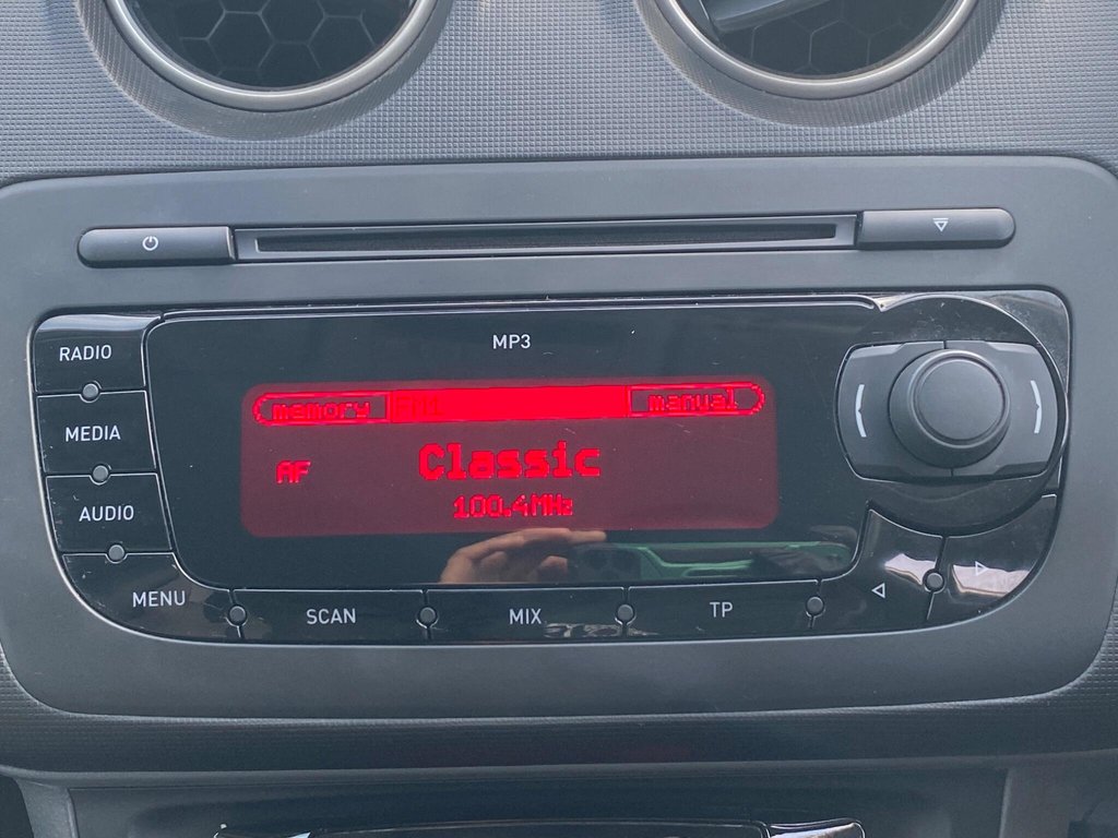 Used SEAT Ibiza 2010 for sale - 77231989: Photo 32