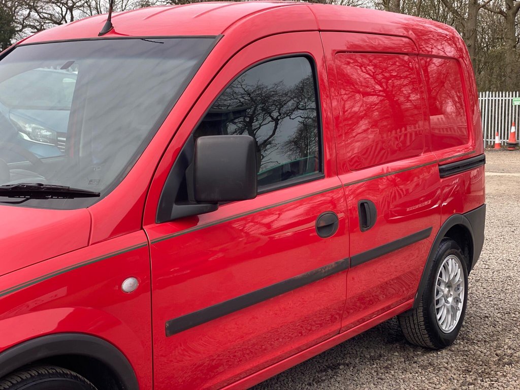 Used Vauxhall Combo 2010 for sale - 77981526: Photo 22