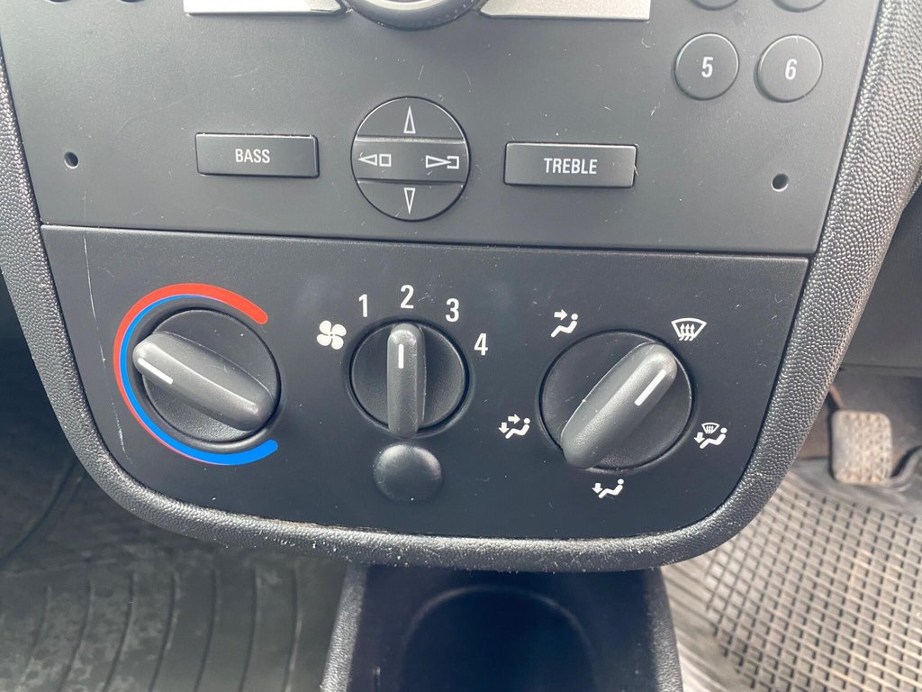 Used Vauxhall Combo 2010 for sale - 77981526: Photo 30