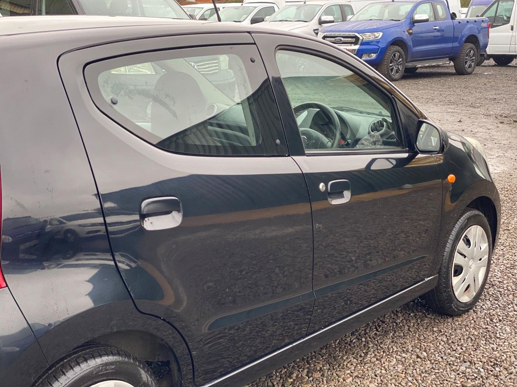 Used Nissan Pixo 2010 for sale - 77280700: Photo 29