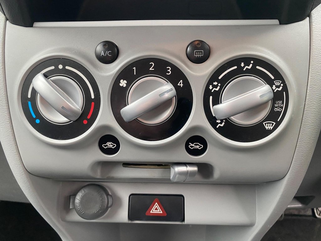 Used Nissan Pixo 2010 for sale - 77280700: Photo 32