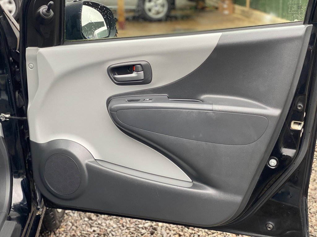 Used Nissan Pixo 2010 for sale - 77280700: Photo 38