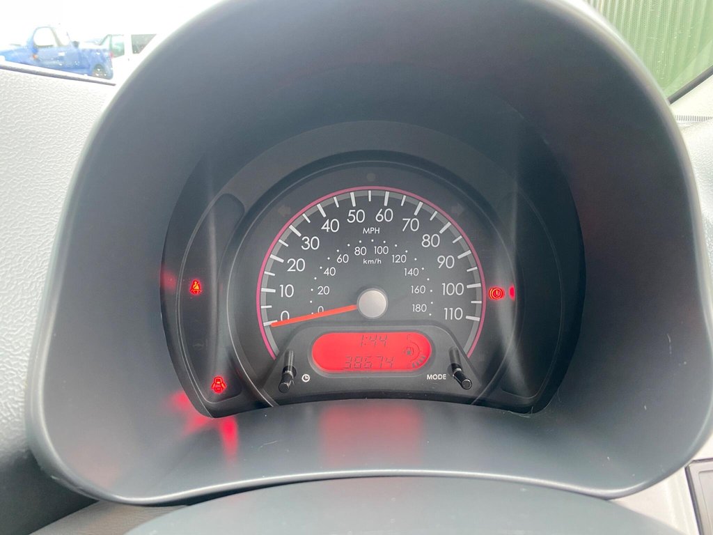 Used Nissan Pixo 2010 for sale - 77280700: Photo 9