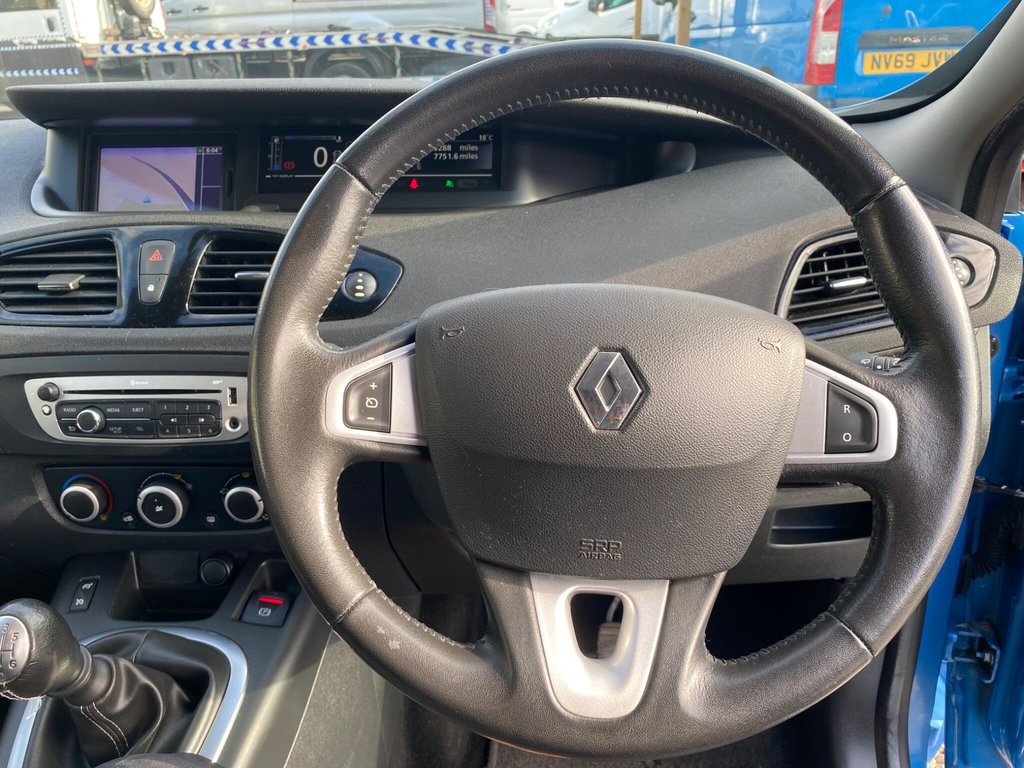 Used Renault Scenic 2012 for sale - 76048701: Photo 37