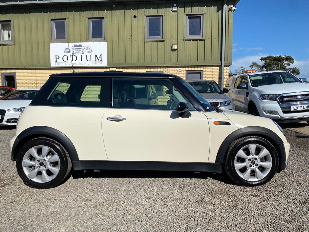 Used MINI Hatch 2005 for sale - 76168508: Photo 17
