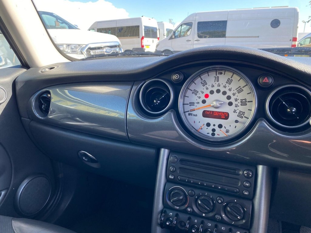 Used MINI Hatch 2005 for sale - 76168508: Photo 25