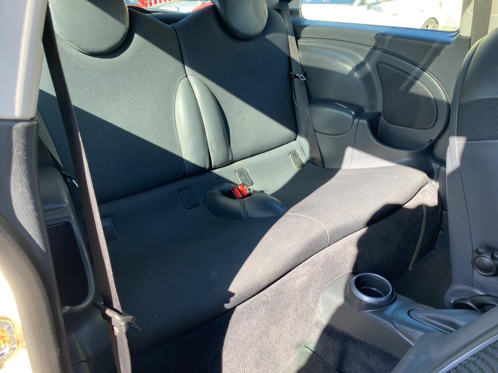 Used MINI Hatch 2005 for sale - 76168508: Photo 38