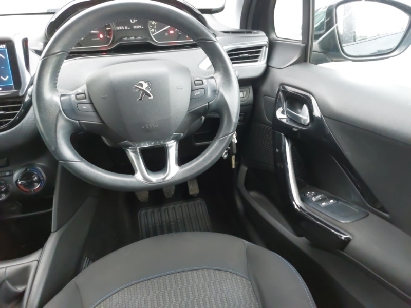 Used Peugeot 208 2019 for sale - 77405529: Photo 11