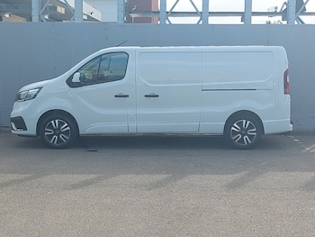 Used Renault Trafic 2023 for sale - 78522762: Photo