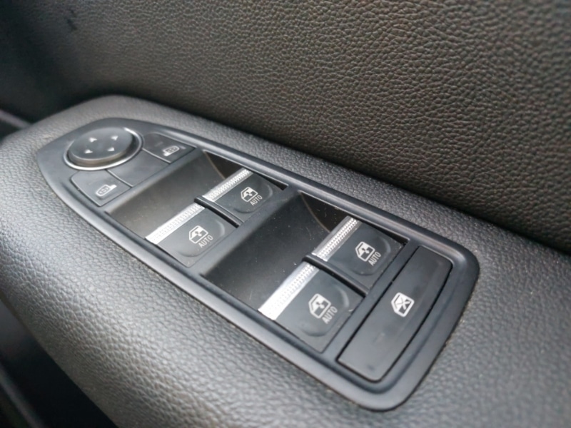 Used Renault Captur 2023 for sale - 77776637: Photo 16