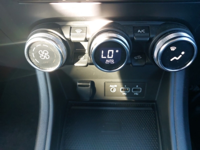 Used Renault Captur 2023 for sale - 77776637: Photo 17