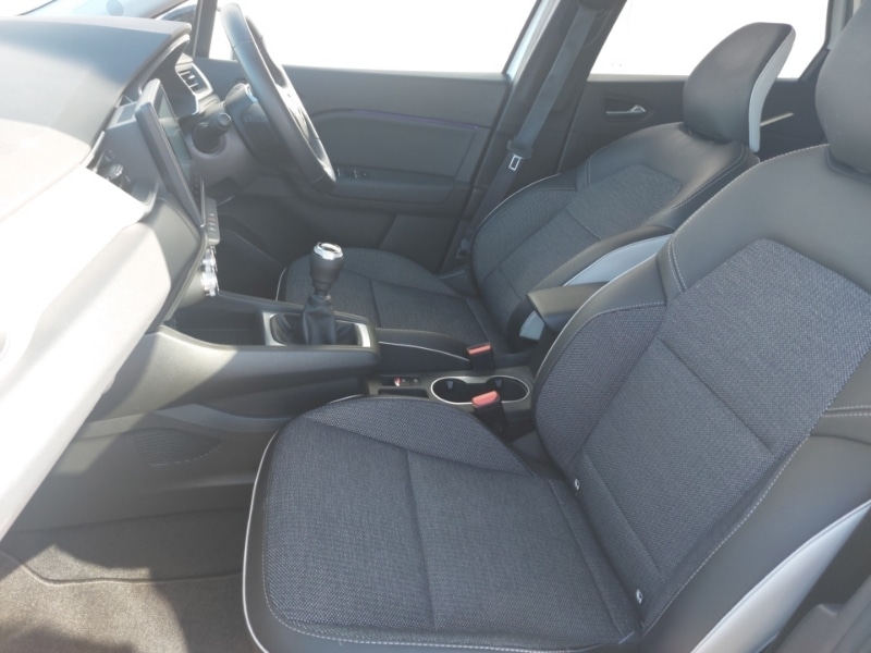 Used Renault Captur 2023 for sale - 77776637: Photo 5