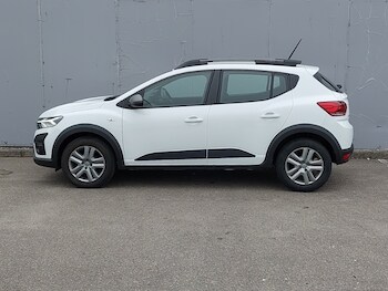 Used Dacia Sandero Stepway 2023 for sale - 78112984: Photo