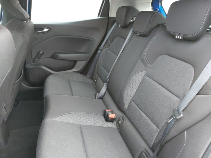 Used Renault Clio 2021 for sale - 77908013: Photo 6