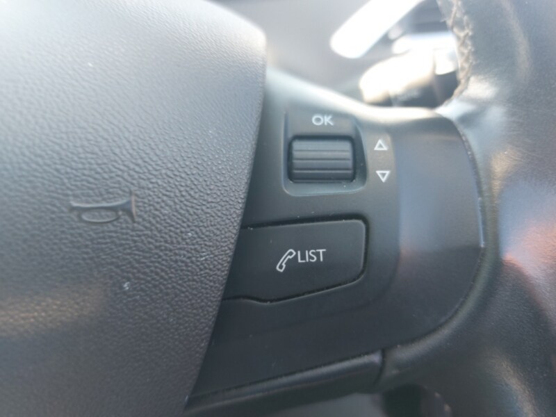 Used Peugeot 2008 2019 for sale - 77964059: Photo 18