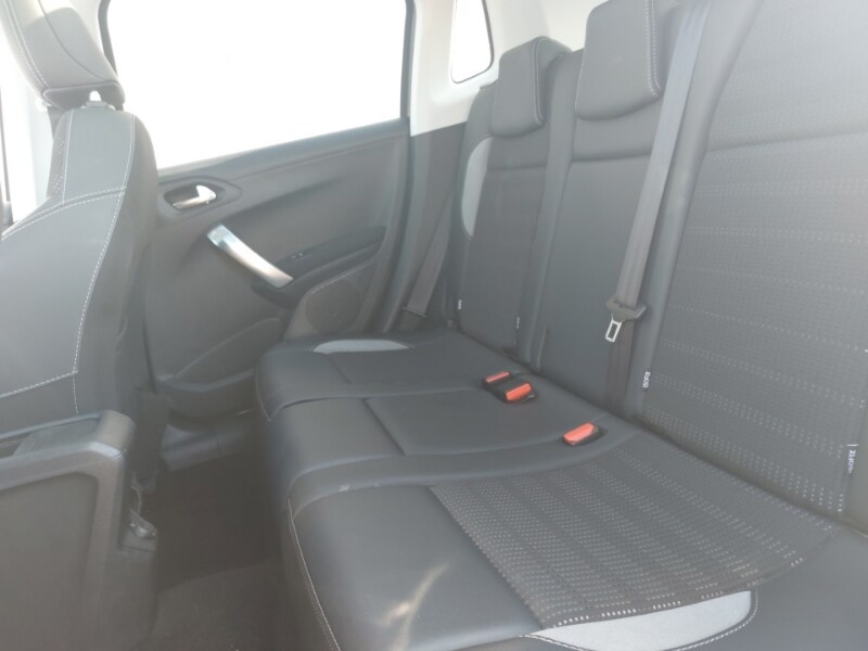 Used Peugeot 2008 2019 for sale - 77964059: Photo 6