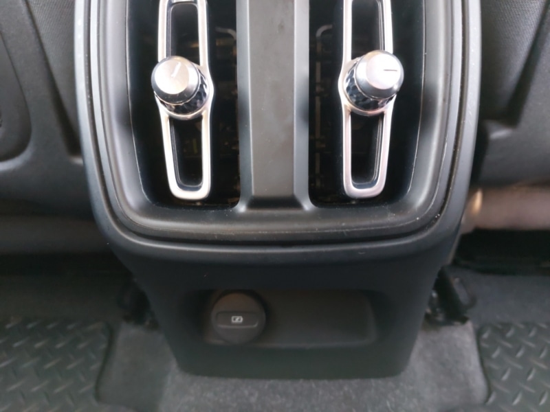 Used Volvo XC40 2021 for sale - 76925254: Photo 15