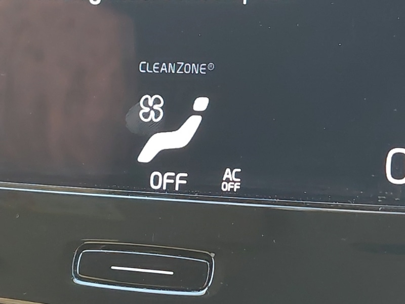 Used Volvo XC40 2021 for sale - 76925254: Photo 17