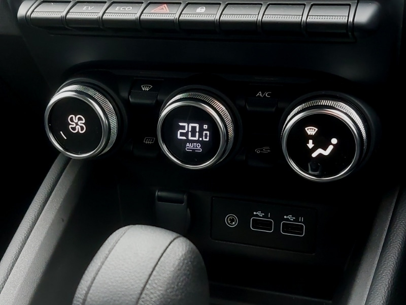 Used Renault Clio 2025 for sale - 76834365: Photo 15