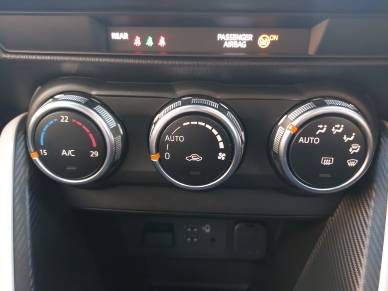 Used Mazda Mazda2 2024 for sale - 76130137: Photo 16