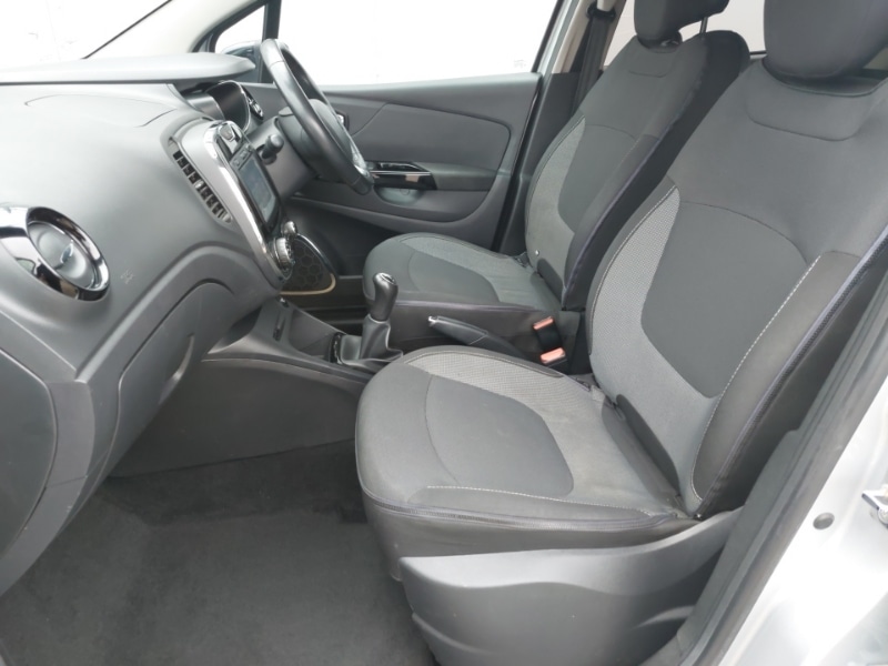 Used Renault Captur 2017 for sale - 77491350: Photo 5