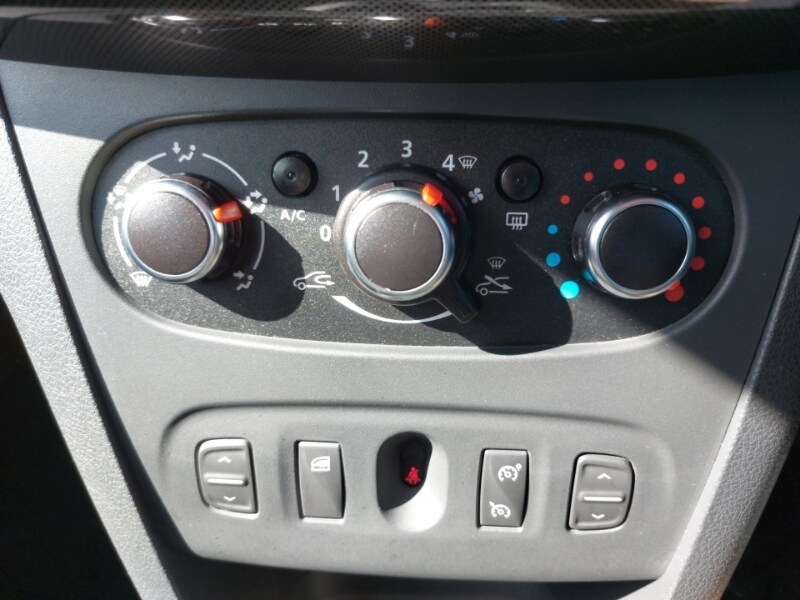 Used Dacia Sandero Stepway 2018 for sale - 78151467: Photo 14