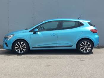 Used Renault Clio 2022 for sale - 75072676: Photo