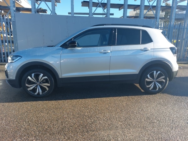 Used Volkswagen T-Cross 2023 for sale - 76325624: Photo 4