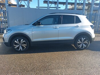 Used Volkswagen T-Cross 2023 for sale - 76325624: Photo 4