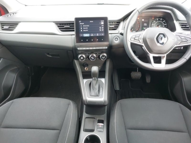 Used Renault Captur 2020 for sale - 78085137: Photo 2