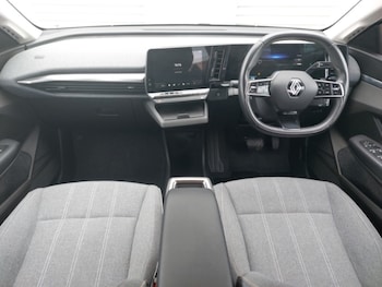 Used Renault Megane E Tech 2022 for sale - 76233379: Photo