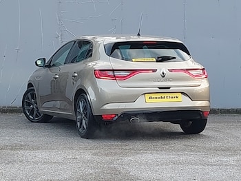 Used Renault Megane 2017 for sale - 77252132: Photo