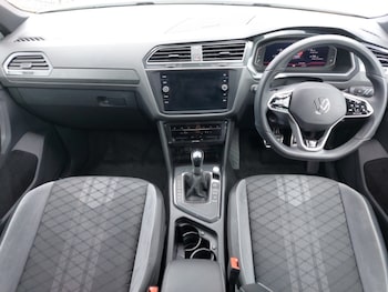 Used Volkswagen Tiguan 2023 for sale - 78498437: Photo