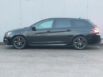 Used Peugeot 308 2019 for sale - 77265193: Photo