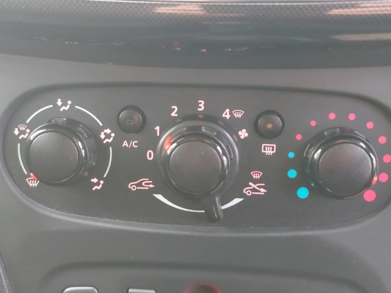 Used Dacia Sandero 2020 for sale - 77034985: Photo 13