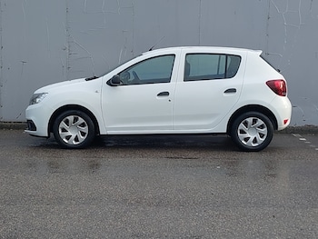 Used Dacia Sandero 2020 for sale - 77034985: Photo