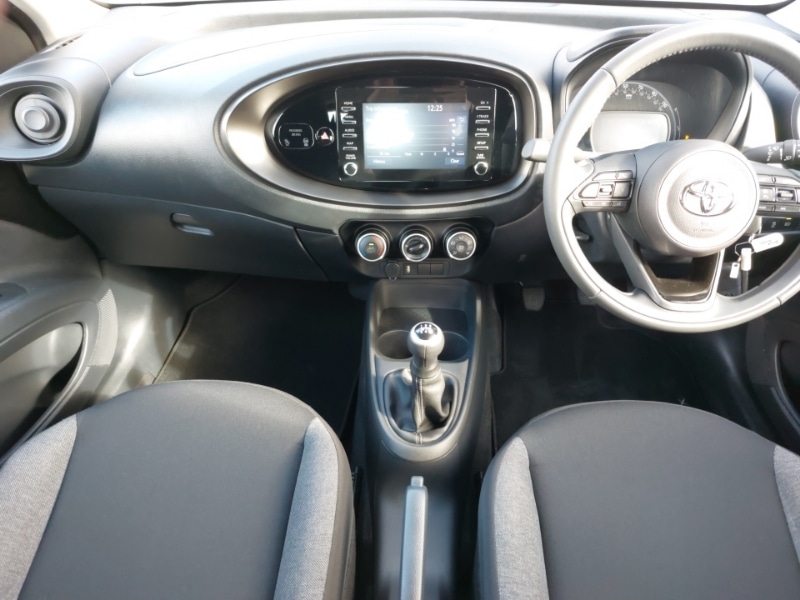 Used Toyota Aygo X 2024 for sale - 77832528: Photo 2