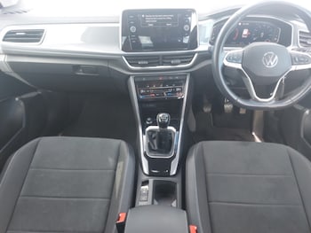 Used Volkswagen T-Roc 2023 for sale - 78595496: Photo