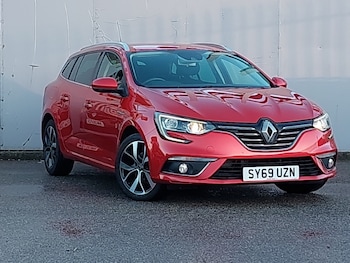 2019 - 1.3 TCE Iconic 5dr