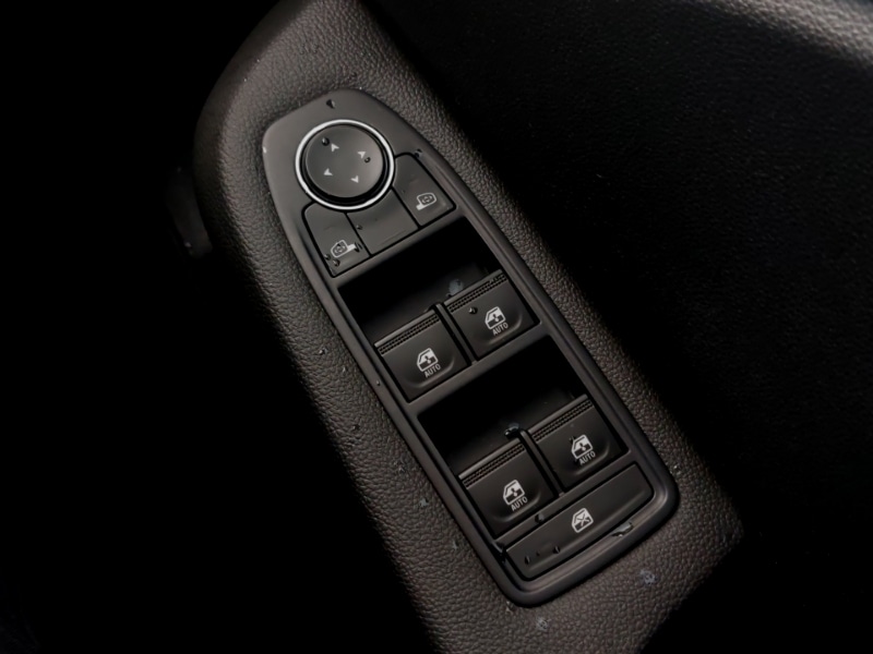 Used Renault Clio 2023 for sale - 76331793: Photo 18