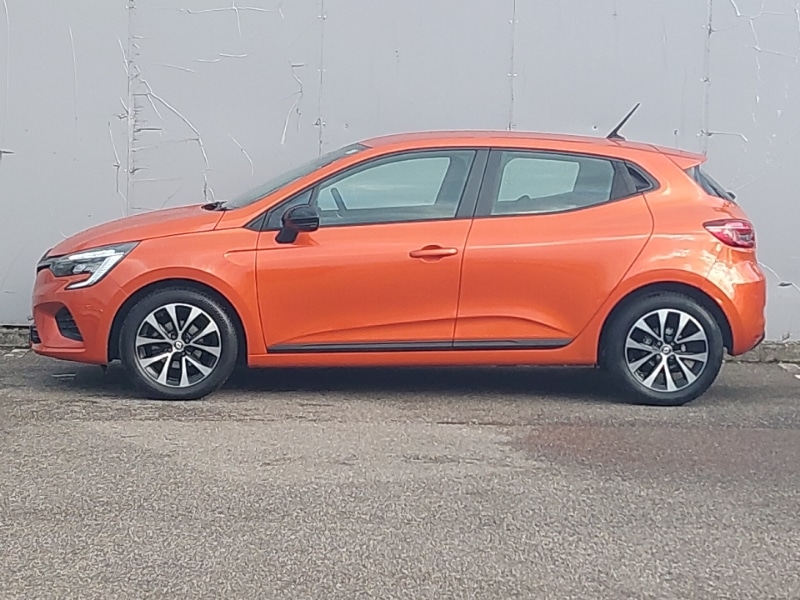 Used Renault Clio 2023 for sale - 76331793: Photo 4