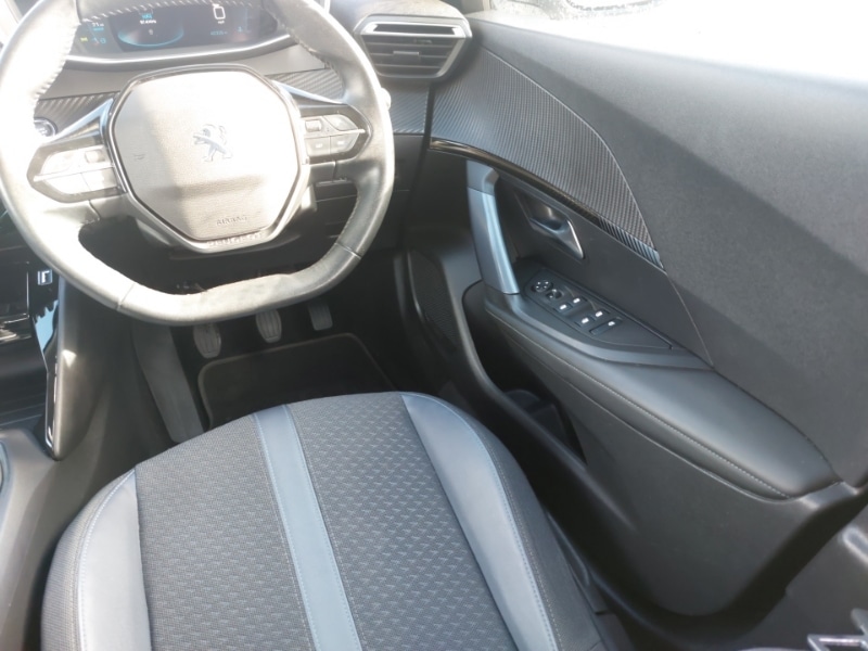 Used Peugeot 2008 2021 for sale - 77846832: Photo 11
