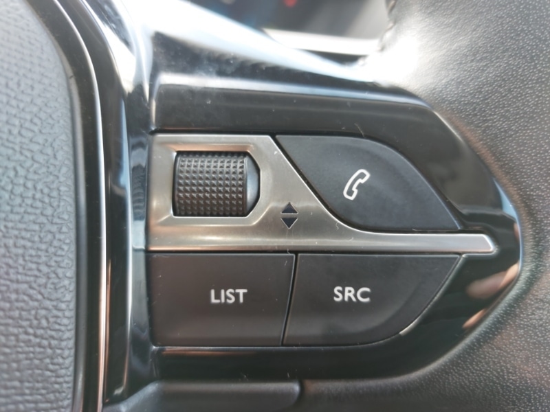 Used Peugeot 2008 2021 for sale - 77846832: Photo 15