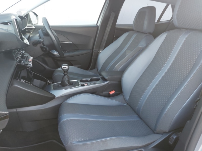 Used Peugeot 2008 2021 for sale - 77846832: Photo 5