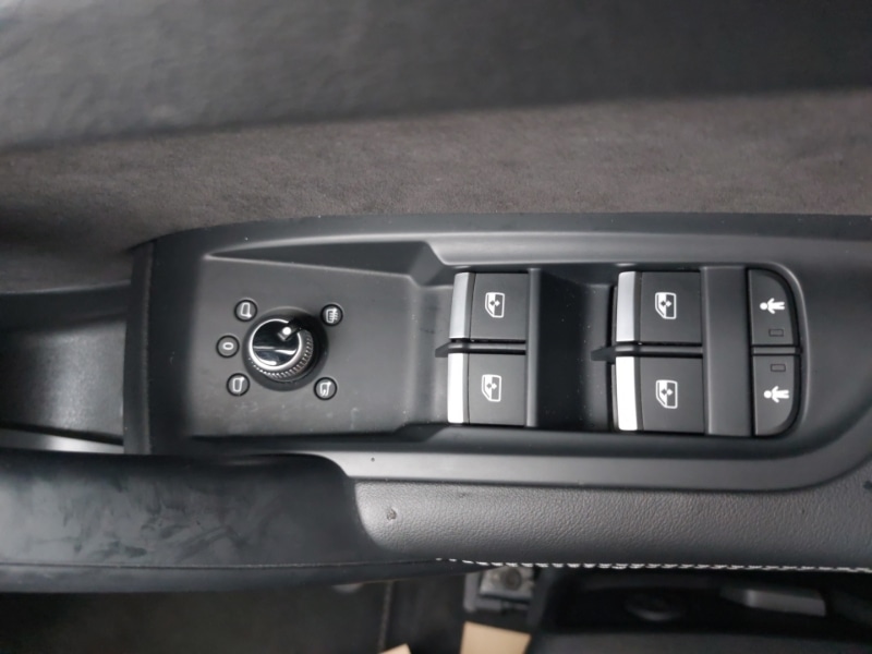 Used Audi Q5 2018 for sale - 76478698: Photo 17