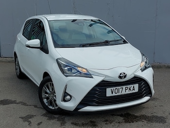 Used Toyota Yaris 2017 for sale - 78478262: Photo