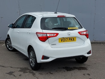 Used Toyota Yaris 2017 for sale - 78478262: Photo