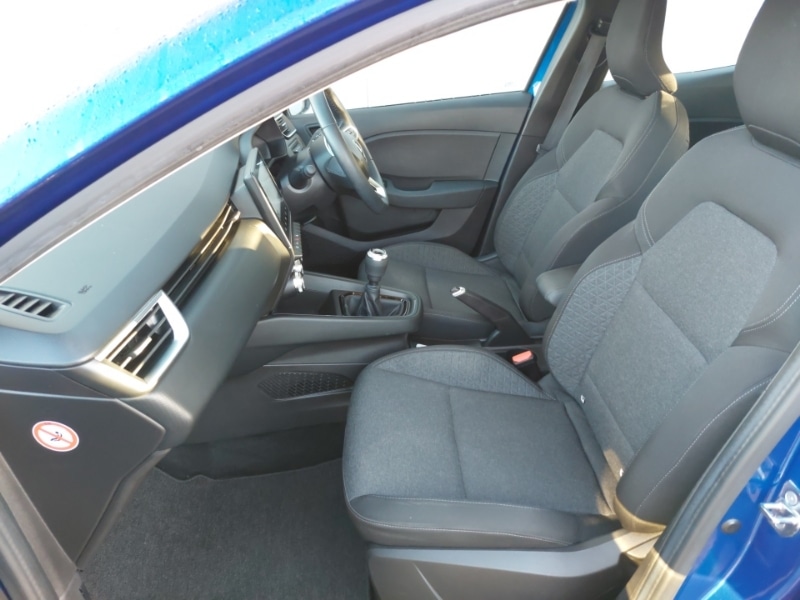 Used Renault Clio 2022 for sale - 76925252: Photo 5