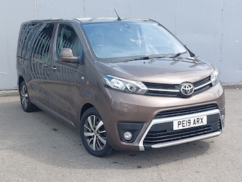 Used Toyota PROACE CITY Verso 2019 for sale - 78674981: Photo